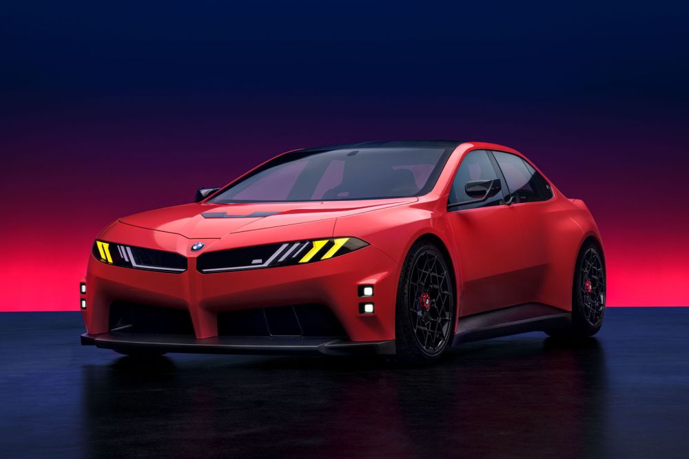 Баварцы показали предвестника нового спортседана BMW M3