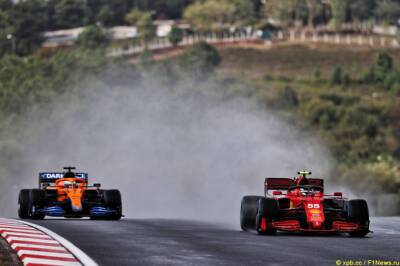 Шарль Леклер - Максим Ферстаппен - Марк Уэббер - Уэббер: Гонщики Ferrari превосходят гонщиков McLaren - f1news.ru - Турция