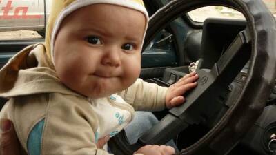 Можно ли зарегистрировать машину на ребенка - auto.24tv.ua - Украина