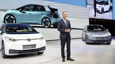 Герберт Дисс - Гендиректор Volkswagen назвал преимущества электромобилей над бензиновыми и дизельными машинами - autonews.autoua.net - Германия