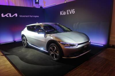 Kia EV6 выйдет на российский рынок в 2022 году. Розетки «подвезут» попозже - kolesa.ru - Англия - Южная Корея - Россия