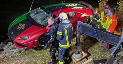 Водитель Lamborghini за 25 миллионов рублей перепутал педали и утопил суперкар в озере - motor.ru - Австрия