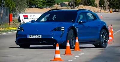 Видео: электрический Porsche Taycan Cross Turismo провалил «лосиный тест» - motor.ru