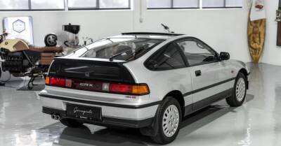 В продаже появилась новая Honda Civic 1990 года выпуска - motor.ru - Португалия