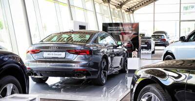 Audi подняла цены на все автомобили в России, кроме электрокаров - motor.ru - Россия
