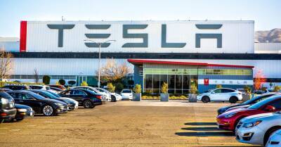 Илон Маск - Штаб-квартира Tesla переедет из Калифорнии - motor.ru - Сша - штат Калифорния - state Texas