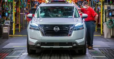 Американский завод Nissan приступил к сборке новых Pathfinder для российского рынка - motor.ru - Сша - Россия - штат Теннесси