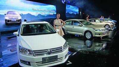 VW спустя 36 лет снимает с конвейера свой первый китайский автомобиль - autonews.ua - Украина - Китай - Германия - Santana