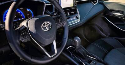 Toyota анонсировала «горячую» Corolla, но это заметили не сразу - motor.ru - Сша