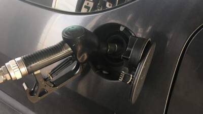 Автомобильное топливо начало дешеветь в оптовых закупках - auto.24tv.ua