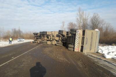 На трассе в Моршанском районе перевернулся грузовик - tambov.mk.ru - Тамбов