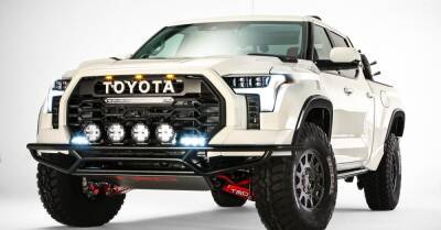 Посмотрите на экстремальную Toyota Tundra для гонок по пустыне - motor.ru