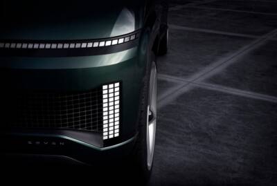 Компания Hyundai показала тизеры нового концепта – электрокроссовера SEVEN - autostat.ru - Лос-Анджелес