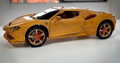 Чыонг Ван Дао - Видео: деревянный Ferrari со складной крышей и рабочей подвеской - motor.ru
