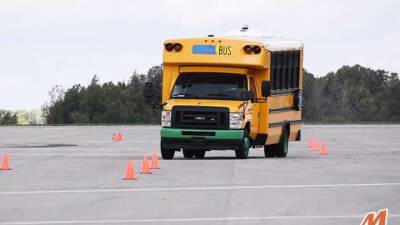 Посмотрите, как проходит лосиный тест школьный автобус: видео - auto.24tv.ua