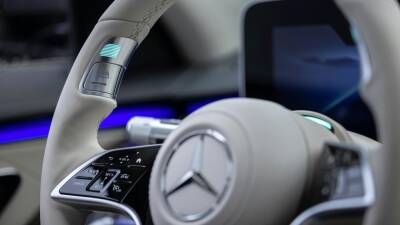 Mercedes-Benz первым в мире сертифицировал автопилот третьего уровня - motor.ru - Германия - Mercedes-Benz