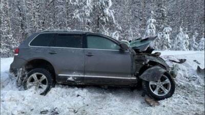 Два человека погибли в ДТП с лесовозом в Югре - usedcars.ru - Россия - округ Югра - с. Авария