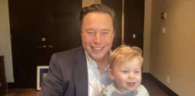 Илон Маск показал во время виртуальной видеоконференции младшего сына с необычным именем - skuke.net