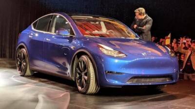 Электромобили Tesla будут следить за износом шин - usedcars.ru