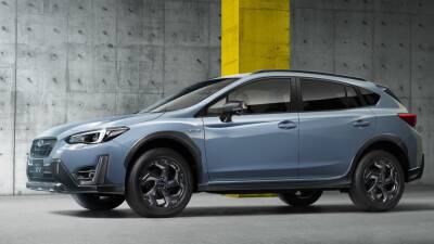 Subaru XV обзавелся новой спецверсией в честь собственного юбилея - motor.ru - Япония