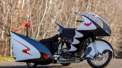 Мотоцикл Бэтмена, построенный на базе 55-летней Yamaha, пустят с молотка за четыре миллиона рублей - motor.ru