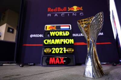 Максим Ферстаппен - Два необычных момента концовки Гран При Абу-Даби - f1news.ru - Абу-Даби