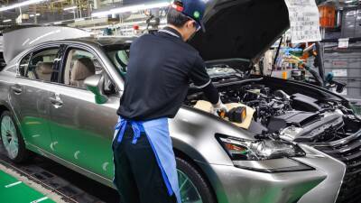 Toyota остановит производство новых автомобилей на неопределенный срок - motor.ru