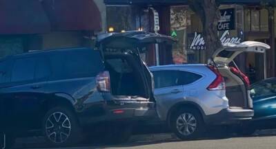 Американцы оставляют машины с открытыми багажниками, чтобы туда не лезли воры - autonews.autoua.net - штат Калифорния - Сан-Франциско