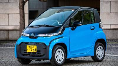 Toyota запустила массовые продажи крошечного электрокара C+pod - motor.ru - Япония