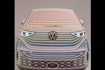 Почти серийный минивэн Volkswagen ID.Buzz засветился на новом видео - kolesa.ru