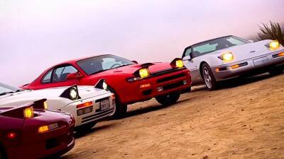 Chevrolet Corvette - Видео: два десятка культовых «слепых» спорткаров открывают и закрывают фары - motor.ru