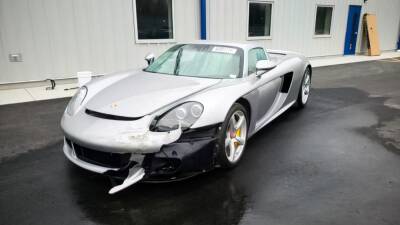 Porsche Carrera - Разбитый Porsche Carrera GT продают за 27 миллионов рублей. И это дешево - motor.ru