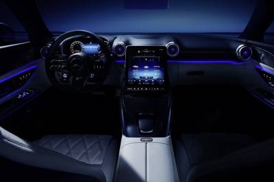 Mercedes-AMG показала интерьер SL: второй ряд сидений и меняющий угол наклона экран мультимедиа - kolesa.ru - Mercedes-Benz