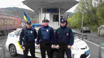 Посты ГАИ заменили "дорожными станциями патрульной полиции" - auto.24tv.ua