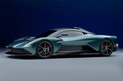 Aston Martin рассекретил суперкар Valhalla: 950-сильная установка и 2,5 секунды до «сотни» - kolesa.ru