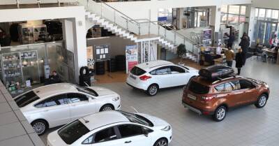 Россиян предупредили о новом повышении цен на автомобили - motor.ru - Россия