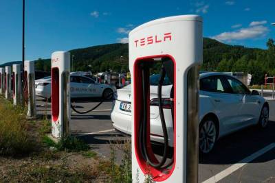 Tesla откроет свои зарядные станции Supercharger для электромобилей других марок - autonews.autoua.net - Китай - Норвегия - с. Tesla