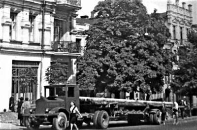 Как уникальный автопоезд 30-х гг. был сфотографирован в Киеве - autocentre.ua - Киев
