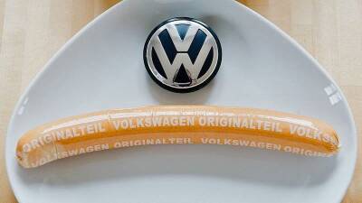 Volkswagen решил «озеленить» не только автомобили, но и свои сосиски - autocentre.ua