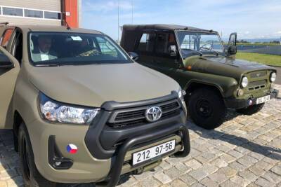 Toyota Hilux - Вслед за Украиной еще одна страна отказалась от УАЗов в армии - autocentre.ua - Украина - Чехия