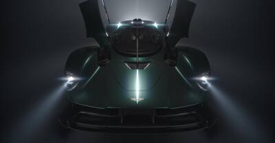Супергибрид Aston Martin Valkyrie лишится крыши - motor.ru - Сша