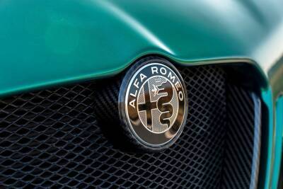 Alfa Romeo расстанется с ДВС к 2027 году, первый электрический Jeep – в 2023 году - kolesa.ru