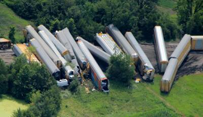 Около 450 новых Ford разбили во время транспортировки на поезде - autocentre.ua - Сша - штат Миссури