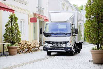 В Европе стартуют продажи нового грузовика FUSO Canter - autocentre.ua