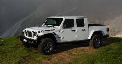 Jeep остановил производство модели Gladiator из-за нехватки чипов - motor.ru - Мексика - штат Иллинойс - штат Огайо