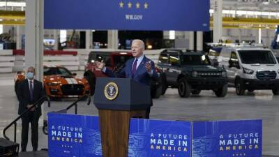 Президент США стремится сделать половину нового автопарка США электрическим к 2030 году - auto.24tv.ua - Сша