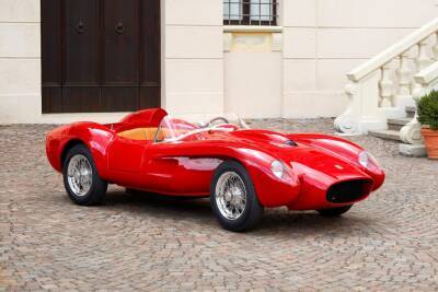 Ferrari представила свой первый электромобиль: очень маленький и очень дорогой - kolesa.ru