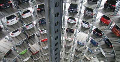 Дефицит микроэлектроники в автопроме продлится до 2023 года - motor.ru - Mercedes-Benz