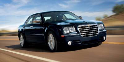 Chrysler может снять с производства седан Chrysler 300 в 2023 году - avtonovostidnya.ru - Сша