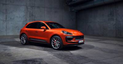 Стало известно, когда Porsche может избавиться от бензинового Macan - motor.ru